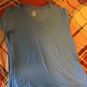 V-neck T-shirt